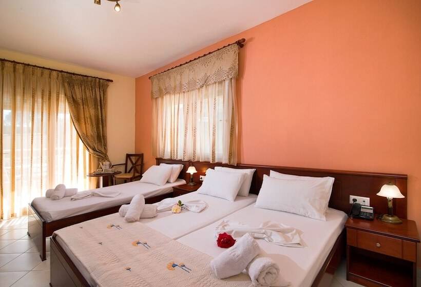 Triple Room Sea View, Diamond