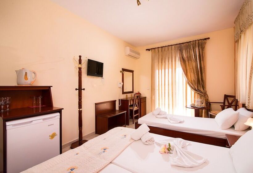 Triple Room Sea View, Diamond