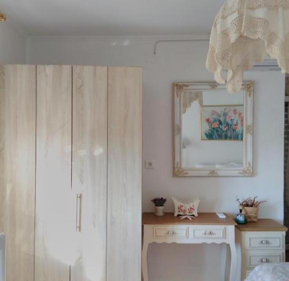Семейный Номер, Ionio Gastronomy Suites