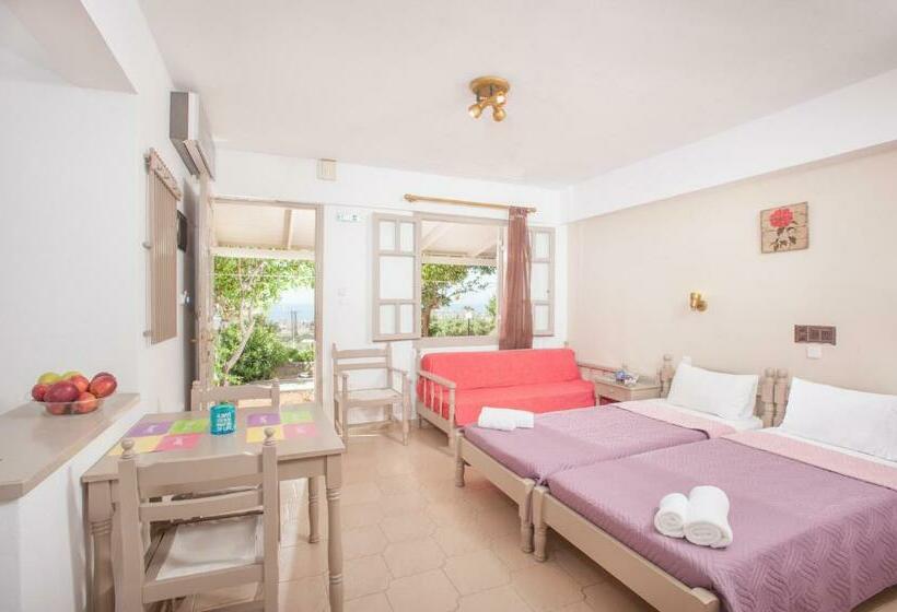 استودیوی استاندارد, Panorama Seaview Studios & Apartments
