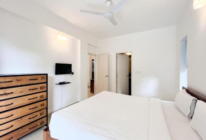 带1个卧室带泳池的公寓, Rainforest Enclave, Arpora   10 Mins To Baga Beach