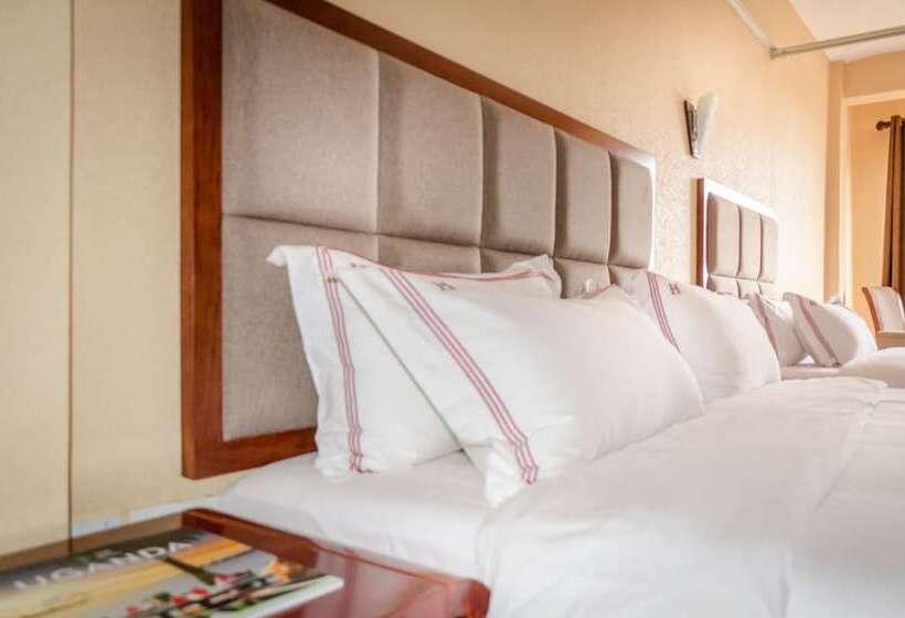 Deluxe Room, Hillside Plaza