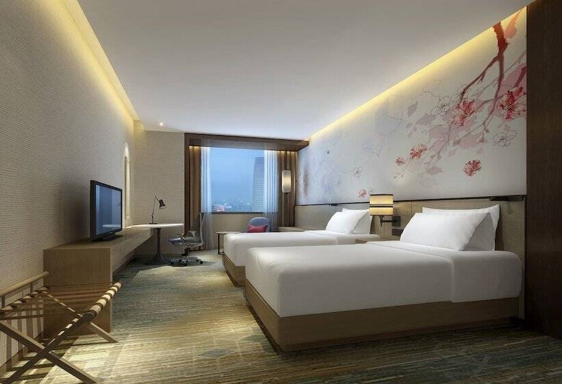 Номер Стандарт, Hilton Garden Inn Zhongshan Guzhen