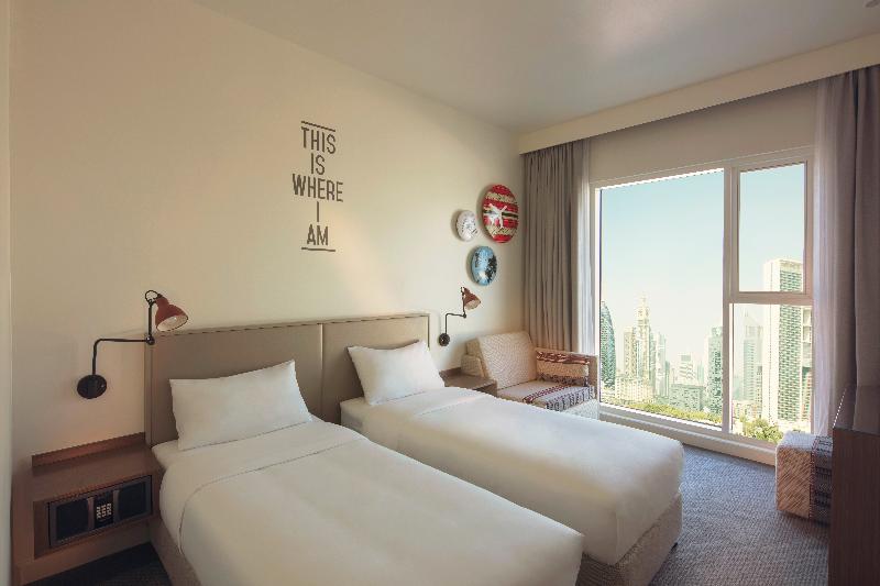 Номер Стандарт, Rove City Centre, Deira