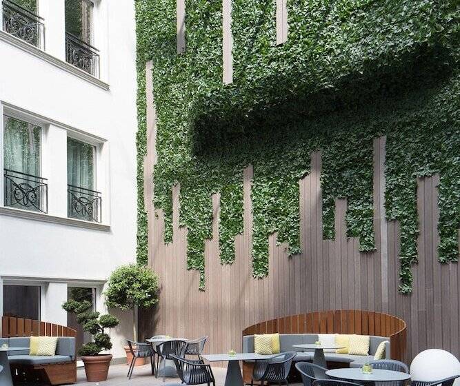 سوئیت پریمیوم, Skopje Marriott