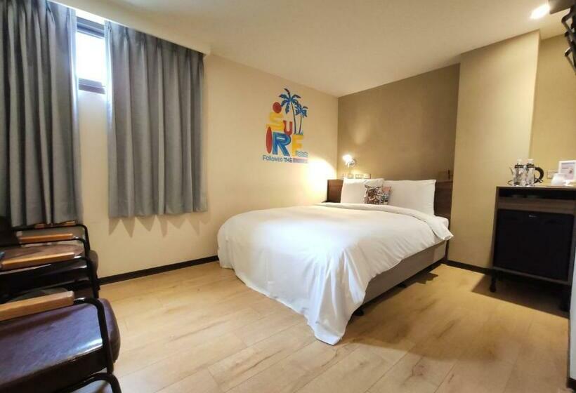 اتاق استاندارد, Just Live Inn  Keelung