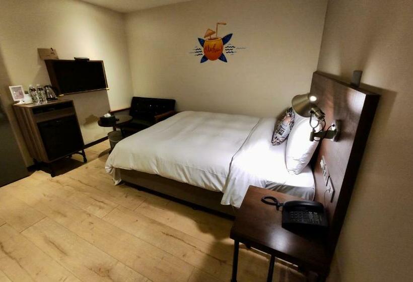 اتاق استاندارد, Just Live Inn  Keelung