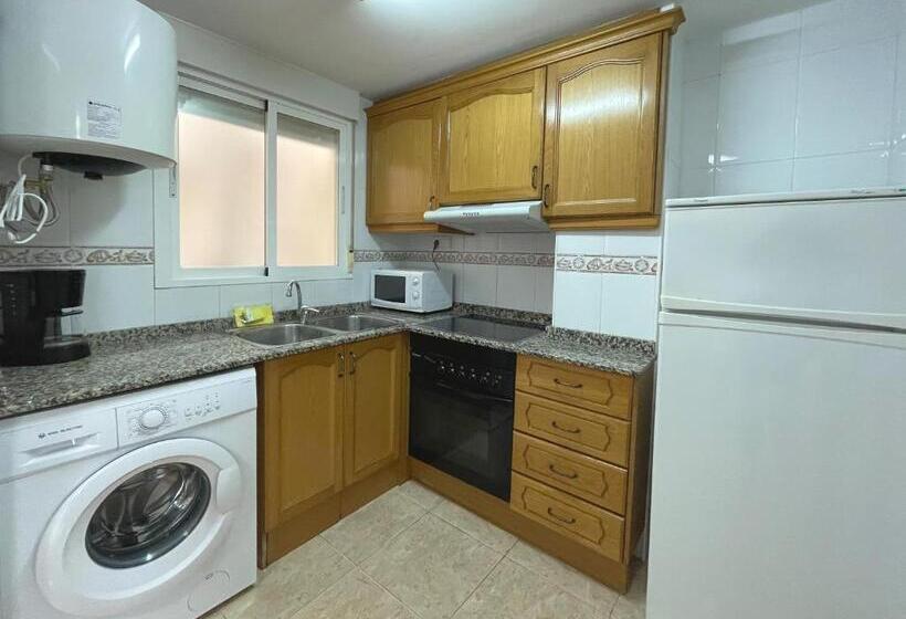 ２ベッドルームアパートメント, Apartamentos Estacion Oropesa 3000