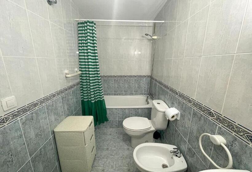 ２ベッドルームアパートメント, Apartamentos Estacion Oropesa 3000