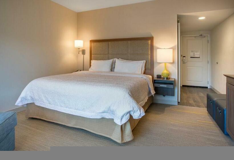 Номер Стандарт Кровать Кинг Адаптированный для Инвалидов, Hampton Inn & Suitesseattle Woodinville Wa