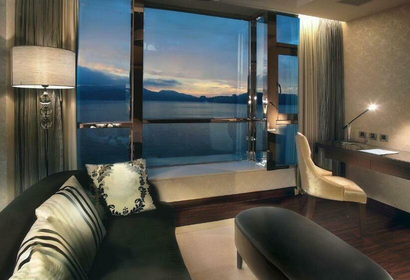 اتاق استاندارد با چشم‌انداز دریاچه, The Crystal Resort Sun Moon Lake