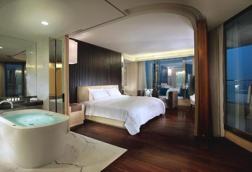 اتاق استاندارد با چشم‌انداز دریاچه, The Crystal Resort Sun Moon Lake