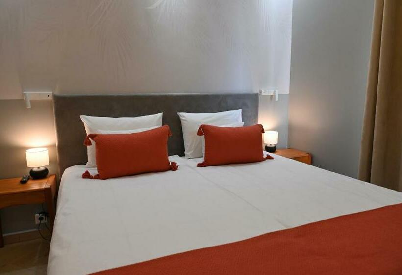 1 Bedroom Penthouse Apartment, H49 Jacuzzi Penthouse Adults Only