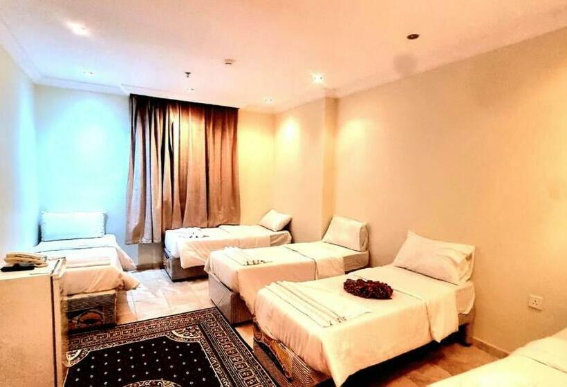 اتاق استاندارد چهار تخته, Kwthr Almahaba
