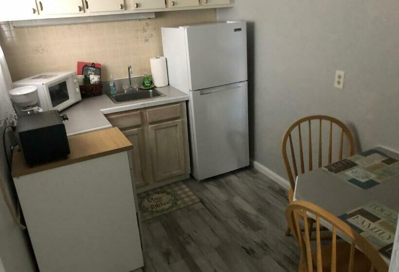 침실 1개 아파트, Surfside Suites
