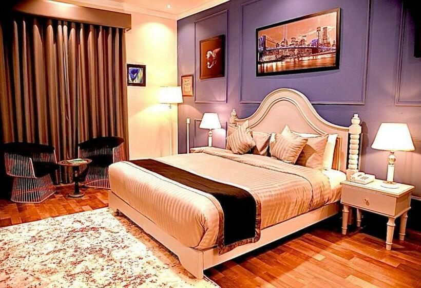 سوییت اجرایی, Swan Suites