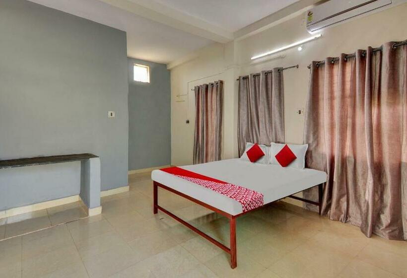 Трехместный Номер Классика, Oyo Flagship Hotel Classic Inn