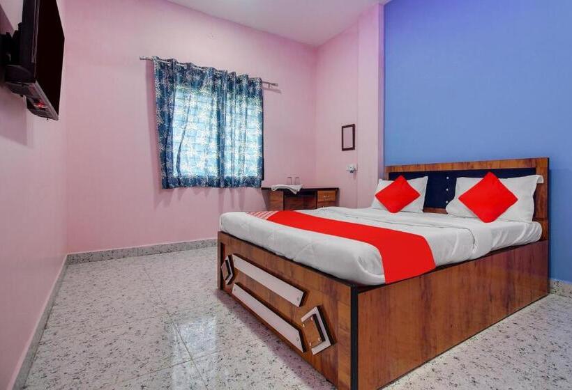 Трехместный Номер Классика, Oyo Flagship Hotel Classic Inn