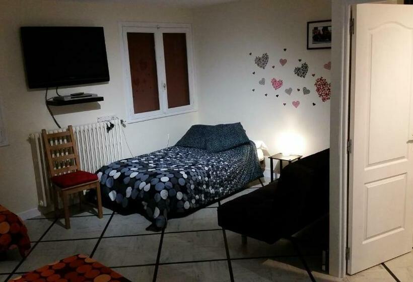 Четырехместный Номер Стандарт, Quillan La Vue   Chambres D Hôtes