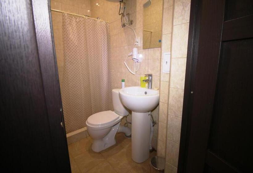 اتاق استاندارد, Dzhanat