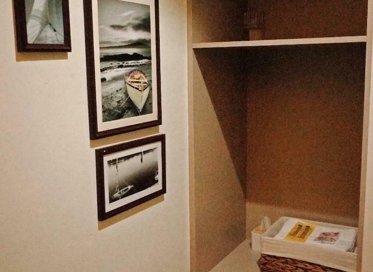 اتاق استاندارد, Paper Plane Hostel