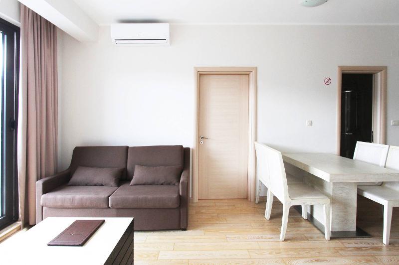 آپارتمان 2 خوابه با چشم‌انداز دریا, Apartments Aqua