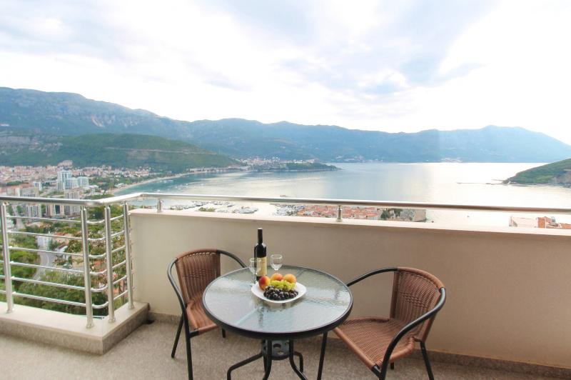 آپارتمان 2 خوابه با چشم‌انداز دریا, Apartments Aqua