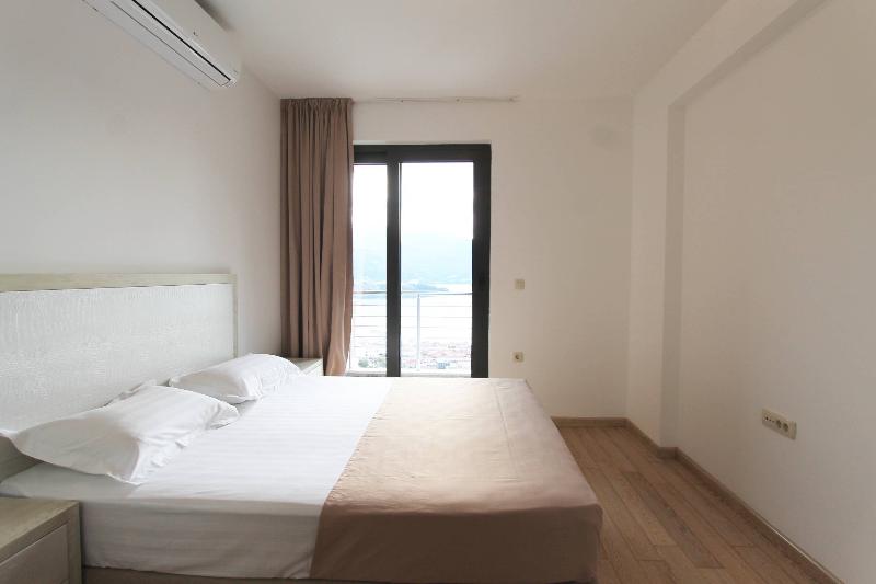 آپارتمان 1 خوابه با بالکن و چشم‌انداز دریا, Apartments Aqua