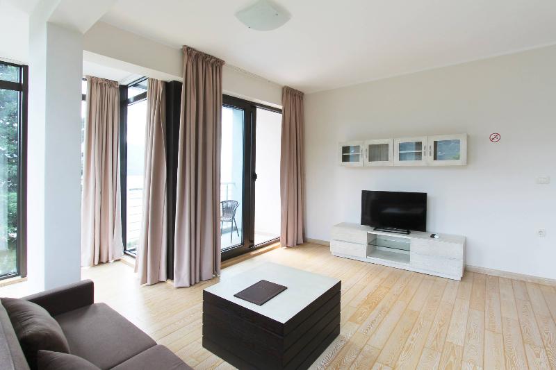 آپارتمان 2 خوابه با چشم‌انداز دریا, Apartments Aqua