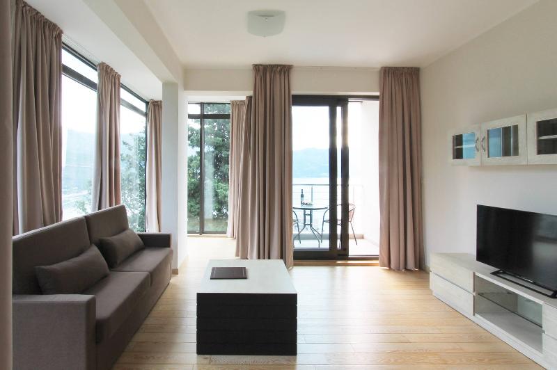 آپارتمان 2 خوابه با چشم‌انداز دریا, Apartments Aqua
