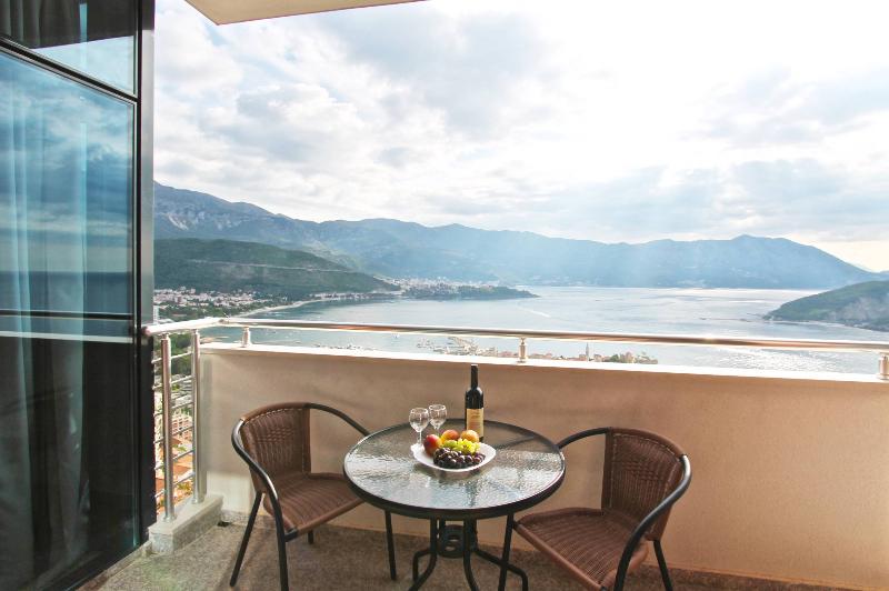آپارتمان 2 خوابه با چشم‌انداز دریا, Apartments Aqua