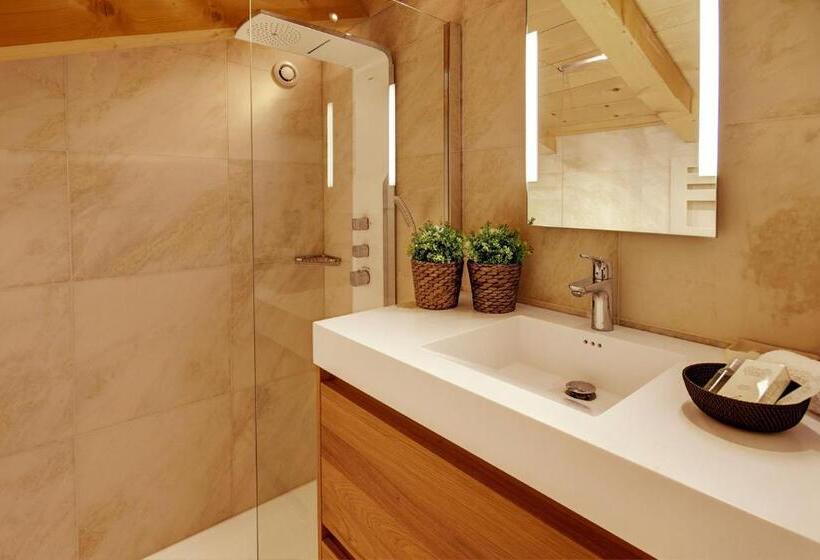 سوییت لوکس, Chalet Hôtel Inarpa