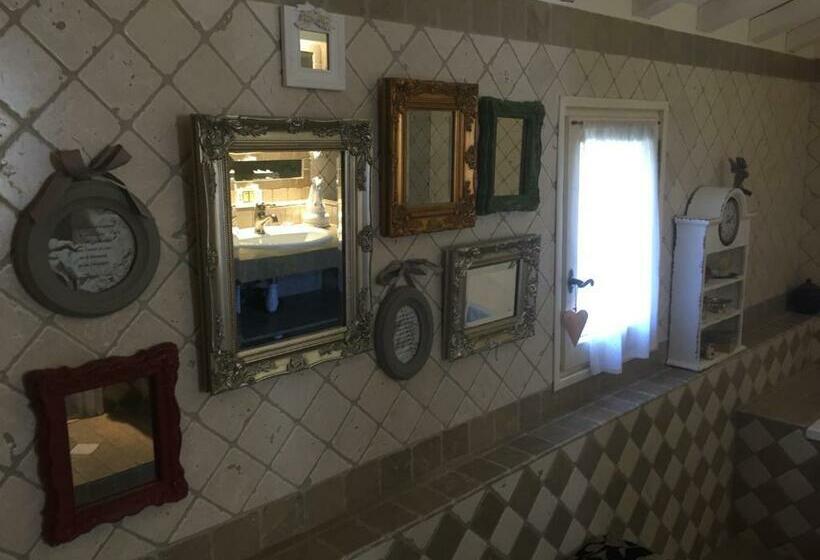 Номер Стандарт, Mas Des Comtes De Provence