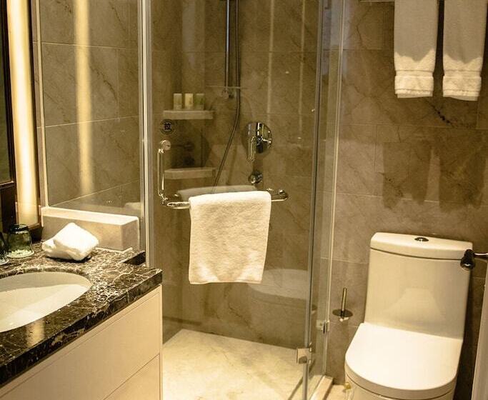 家庭间, Wyndham Grand Xian Residence