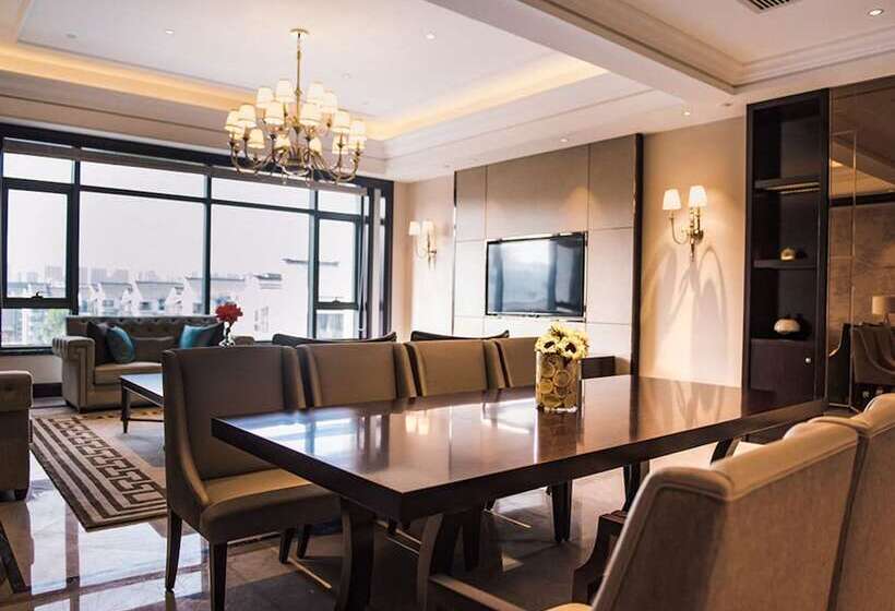 家庭间, Wyndham Grand Xian Residence