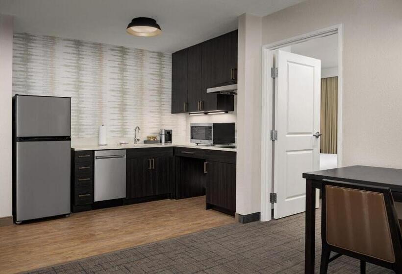 Люкс Кровать Кинг, Residence Inn By Marriott Dallas Grand Prairie