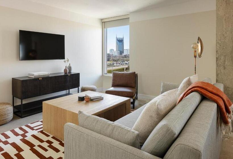 Deluxe Suite, Drift Nashville, A Member Of Design Hotels