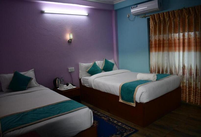 اتاق لوکس خانوادگی, Miracle Pokhara