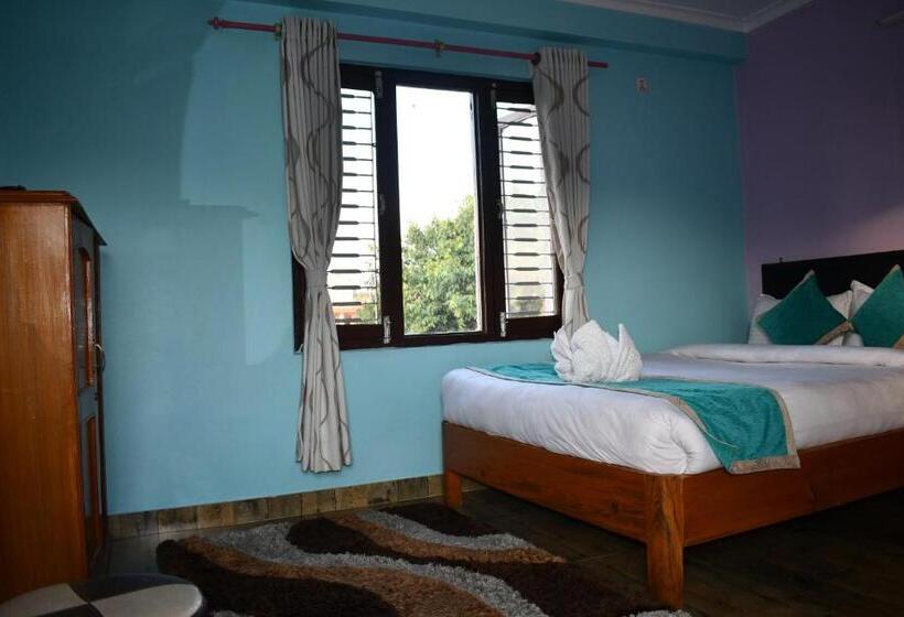 اتاق لوکس خانوادگی, Miracle Pokhara