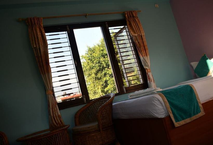 اتاق لوکس, Miracle Pokhara