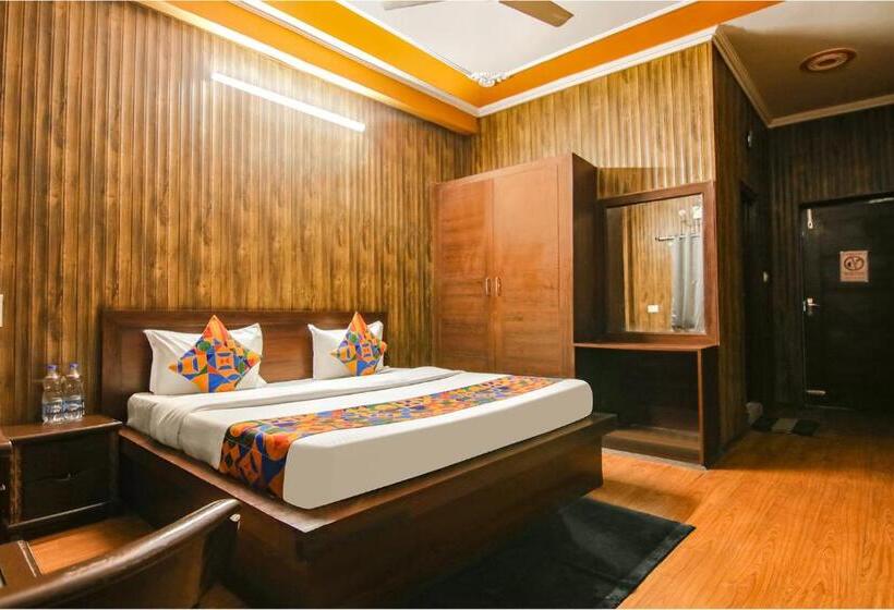 Quarto Superior, Shivaay Paradise