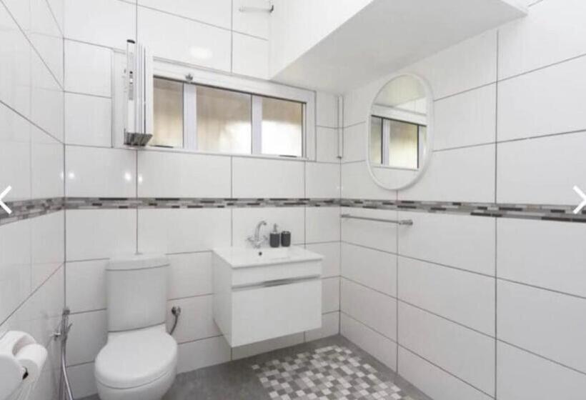 Апартаменты 1 Спальня, Beachfront Apartment
