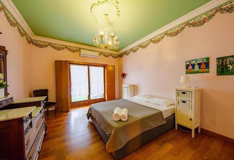 Семейный Номер, Casa Da Calçada