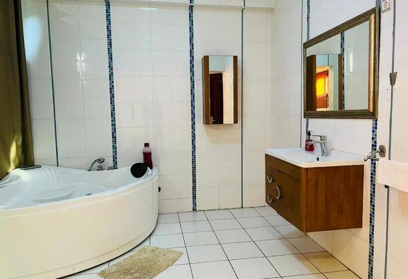 سوئیت پرزیدنت, Trmotel