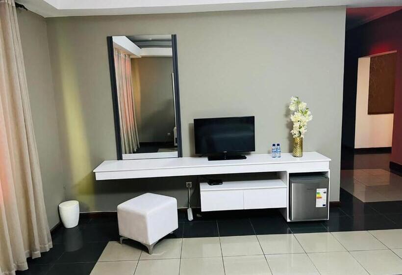 سوئیت پرزیدنت, Trmotel