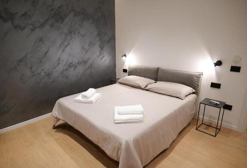 اتاق لوکس با بالکن, B&b Grace S Home Affittacamere
