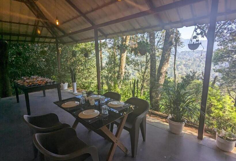 Номер Deluxe, Avadale Munnar