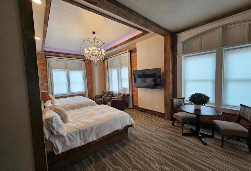 سوییت اجرایی, Eaglescape Suites And Event Center