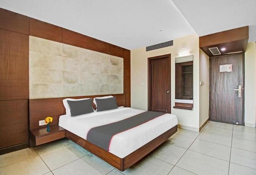 Студия Стандарт, Venkys Stay Inn