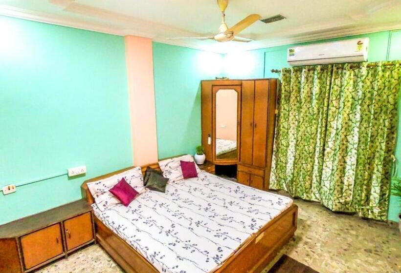 标准间, Nomadic Hostel